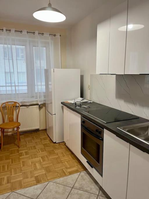 Apartment Kabaty Varşovia Exterior foto